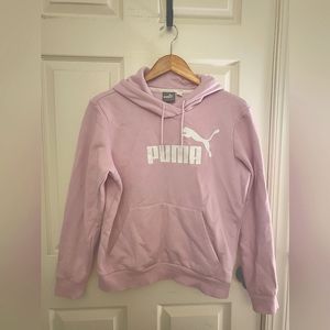 🩷Light Pink Puma Sweatshirt🩷